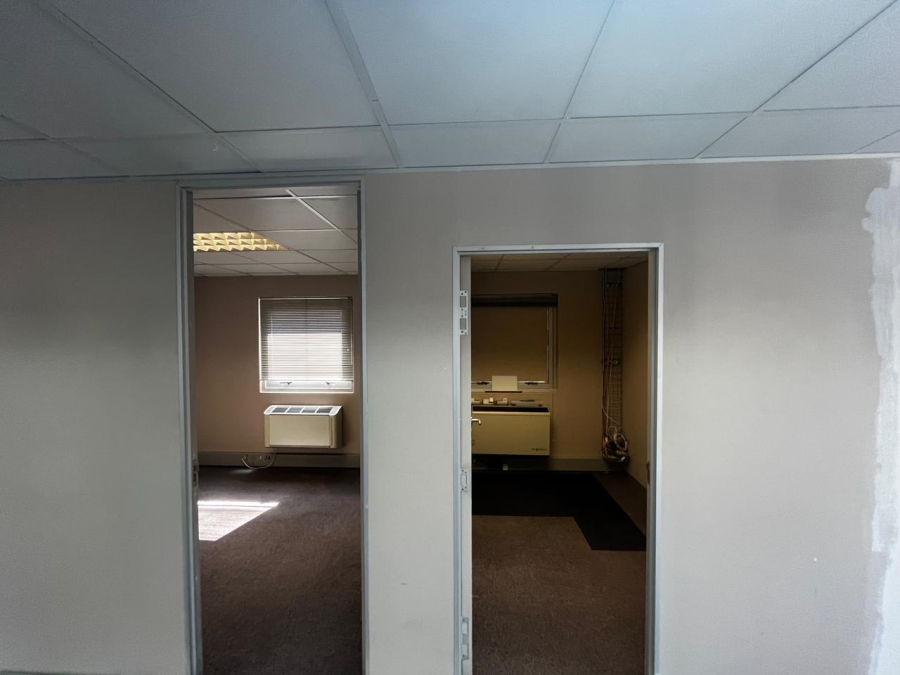 To Let Commercial Property for Rent in Rosendal Western Cape